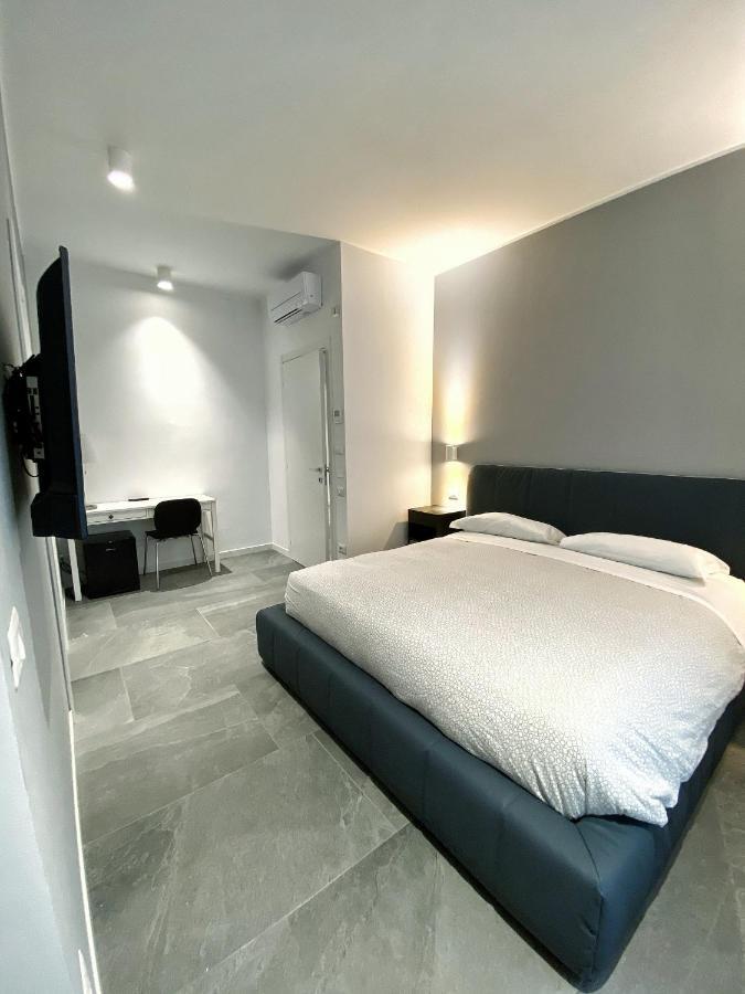 Il Riccio Rooms Милан Экстерьер фото
